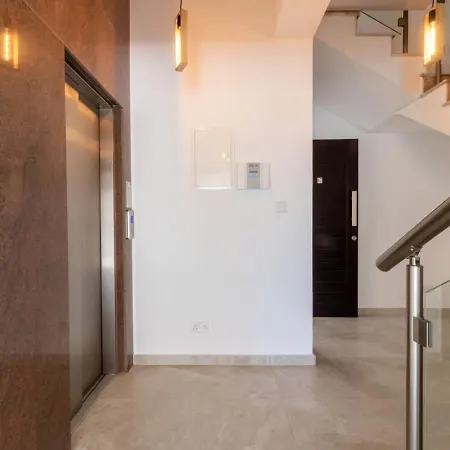 Hébergement de vacances Townhouse Olivia - Modern Seaview Retreat With Private Pool