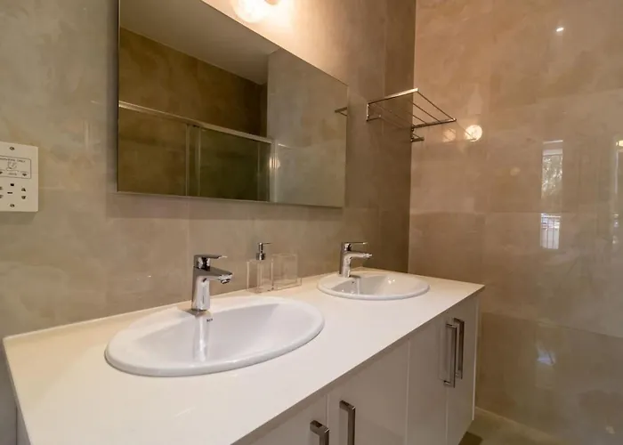 Tatil Evi Townhouse Olivia - Modern Seaview Retreat With Private Pool *