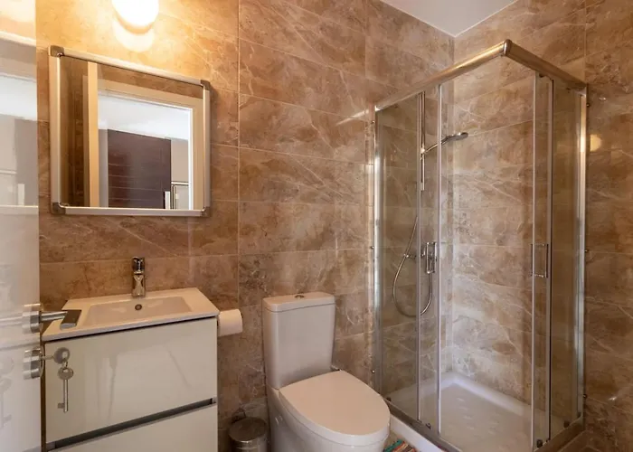 Townhouse Olivia - Modern Seaview Retreat With Private Pool